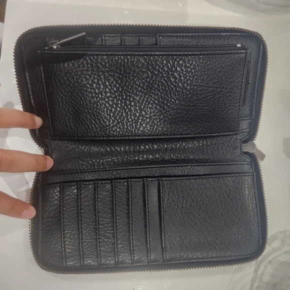 Matt & Nat Wallet - Picture 2 of 3